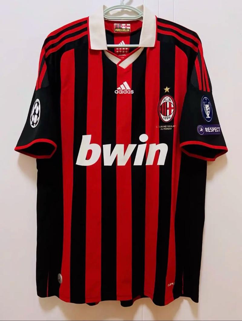 记者：下个月刘祝润就要当爸爸了，孩子会在大连出生（记者：刘祝润下月将升级当爸，宝宝将在大连降生）