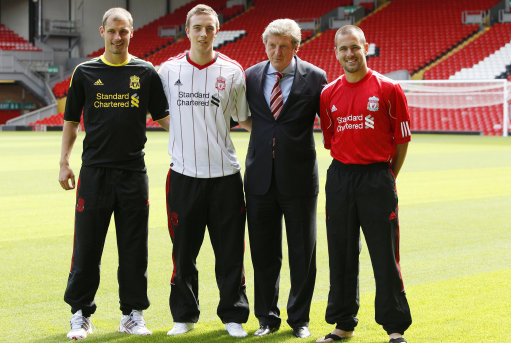 FM26逆天Bug，外场球员“闪现”至门前挡出对方主罚的点球（FM26爆出离谱Bug：外场球员瞬移到门前封堵对方点球）