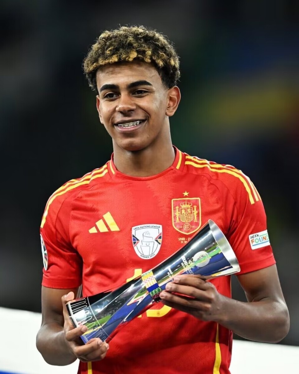 德转列本赛季五大联赛进球人数最多球队：巴黎14人进24球第1（德转盘点本赛季五大联赛进球人数最多球队：巴黎14人合进24球居首）