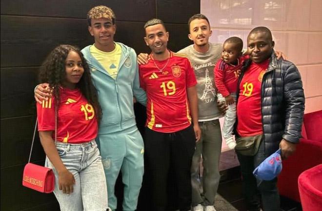 半场：尤文1-0紫百合，科斯蒂奇世界波，DV9造点被取消+失单刀（半场战报：尤文1-0紫百合，科斯蒂奇轰世界波，弗拉霍维奇点球被取消且单刀失机）