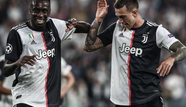 天空体育：曼联可能会考虑听取对霍伊伦的报价（天空体育：曼联可能对霍伊伦的报价持开放态度）